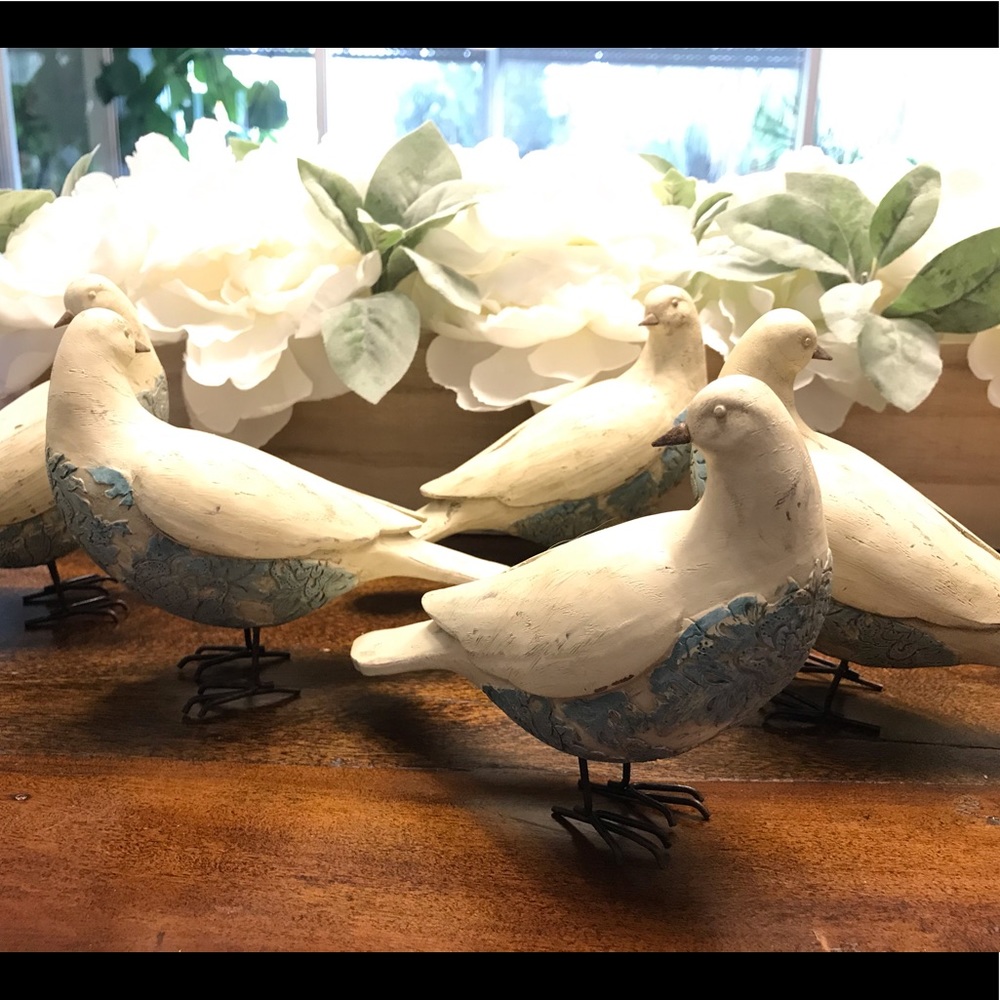 Wooden bird figurine